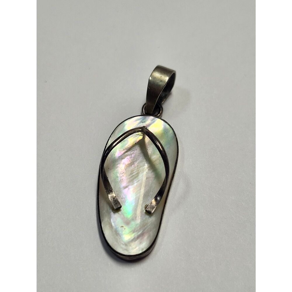 Sterling Silver Mother of Pearl Flip Flop Pendant - Iridescent White 925